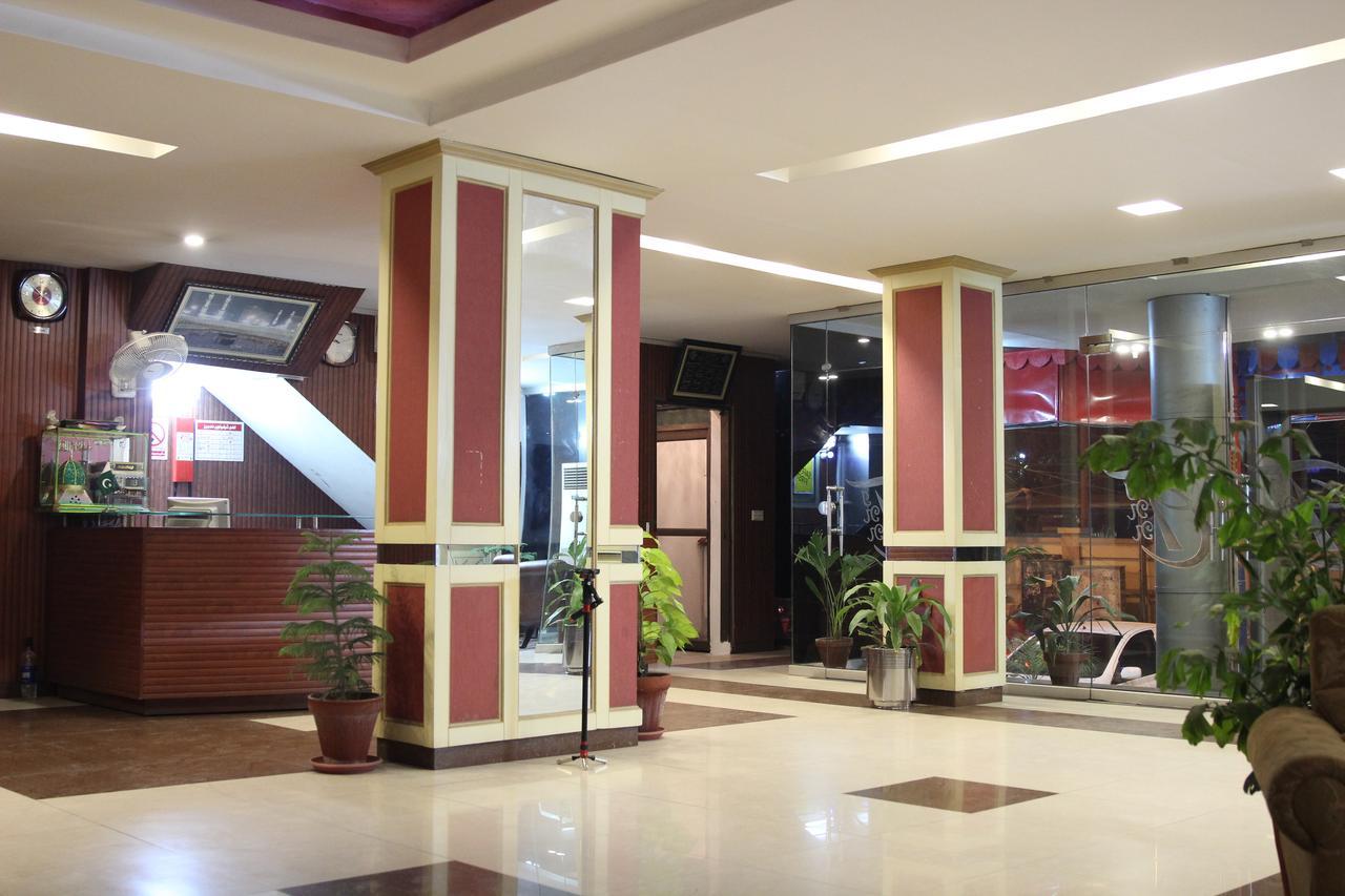 Tourist Inn Hotel ラホール エクステリア 写真