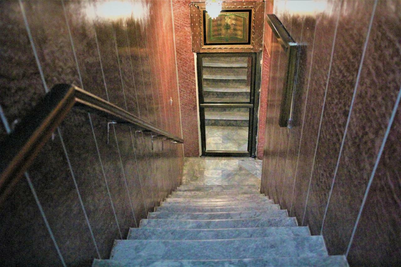 Tourist Inn Hotel ラホール エクステリア 写真